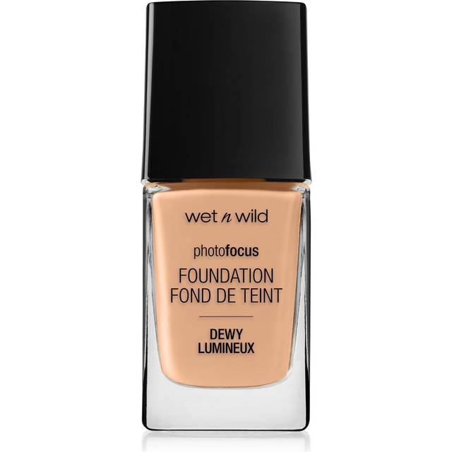 Wet n Wild Photo Focus Lätt-tonad fuktgivare med uppljusande effekt Skugga Soft Beige 28 ml