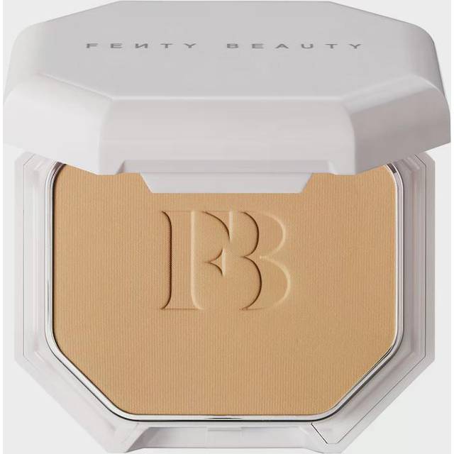 Fenty Beauty Pro Filt'r Soft Matte Powder Foundation #235