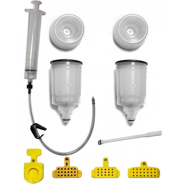 Shimano TL-BR002 Bleed Kit, Includes TL-BR001, TL-BR002, TL-BR003 And 4 Bleeding Spacers - Clear