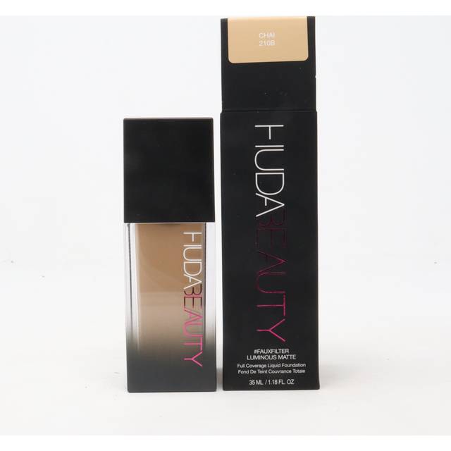 Huda Beauty #Fauxfilter Luminous Matte Foundation Chai 210 Beige (30 Ml) Flydende hos Magasin Chai 210 Beige (30 Ml)