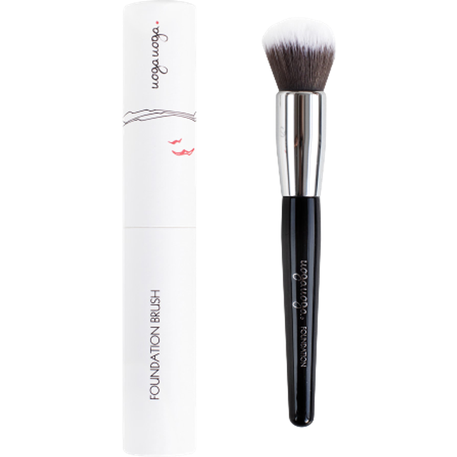 Uoga Uoga Uoga uoga Uoga Uoga, Foundation brush