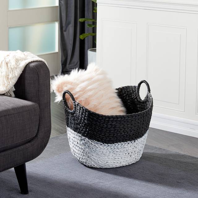 Cosmoliving By Cosmopolitan Black Seagrass Handmade Large Woven Storage Basket With Handles
