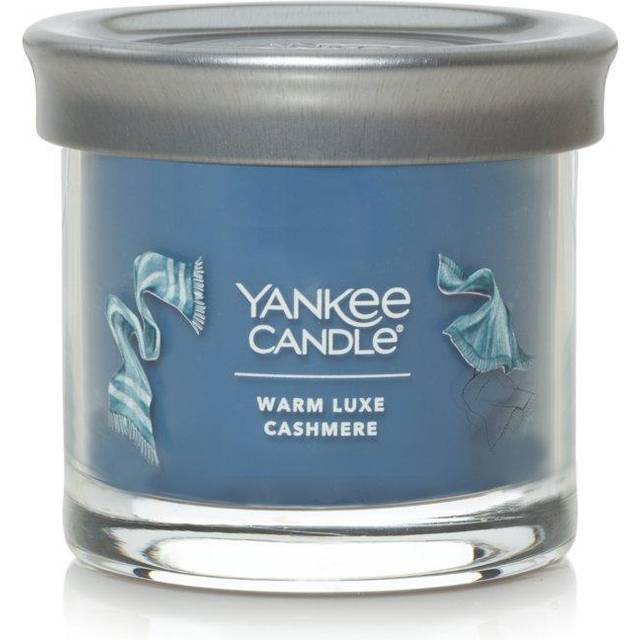 Yankee Candle Warm Luxe Cashmere Scented  Signature 4.3oz Small Tumbler Single Wick Candle  Over 20 Hours of Burn Time