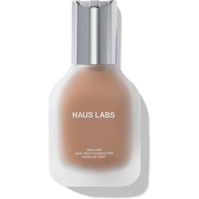 Triclone Skin Tech Foundation - Medium t&#xE4;ckning med fermenterad arnica