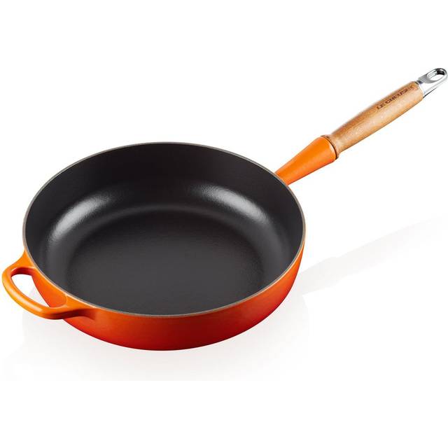 Le Creuset Le Creuset Signature sauce pan wooden handle 28 cm Flame