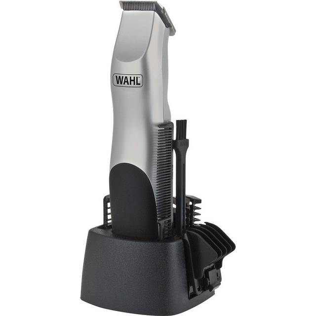 Wahl Groomsman Battery Beard Trimmer - https://www.wahl.co.uk/app/uploads/2018/08/9906-2017-Groomsman-Lifestyle-JPG-Low.jpg