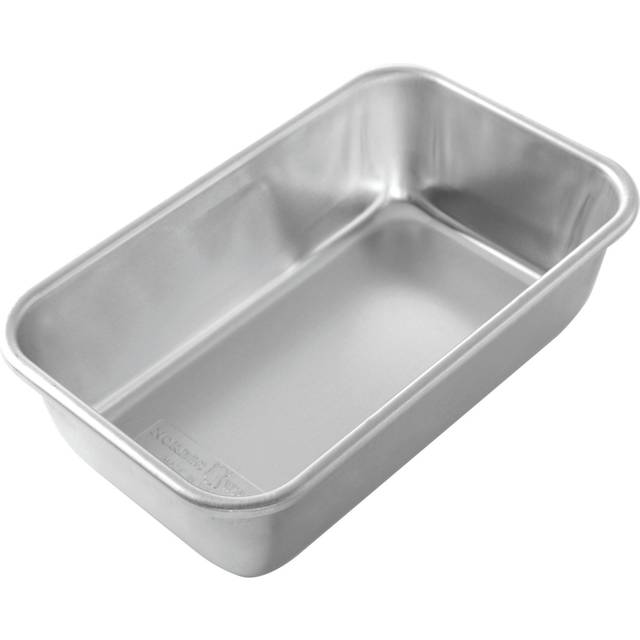 Nordic Ware Large baking mold Aluminum