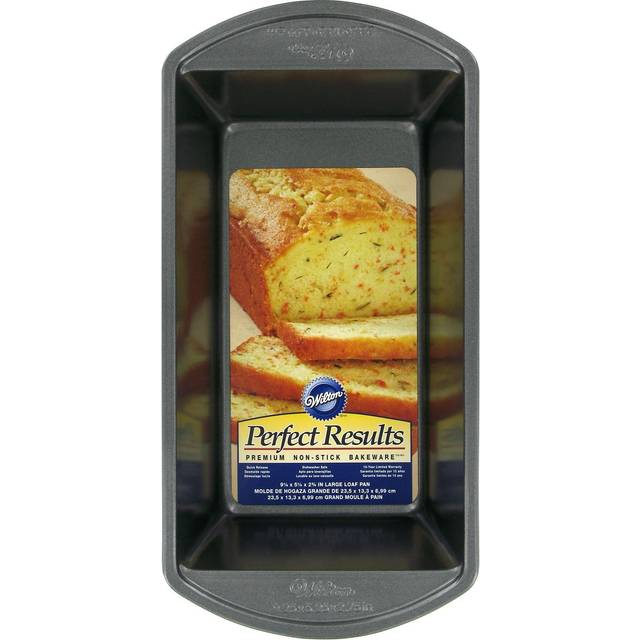 Wilton Perfect Results Large Nonstick Loaf Pan  9.25 by 5.25-Inch  Silver