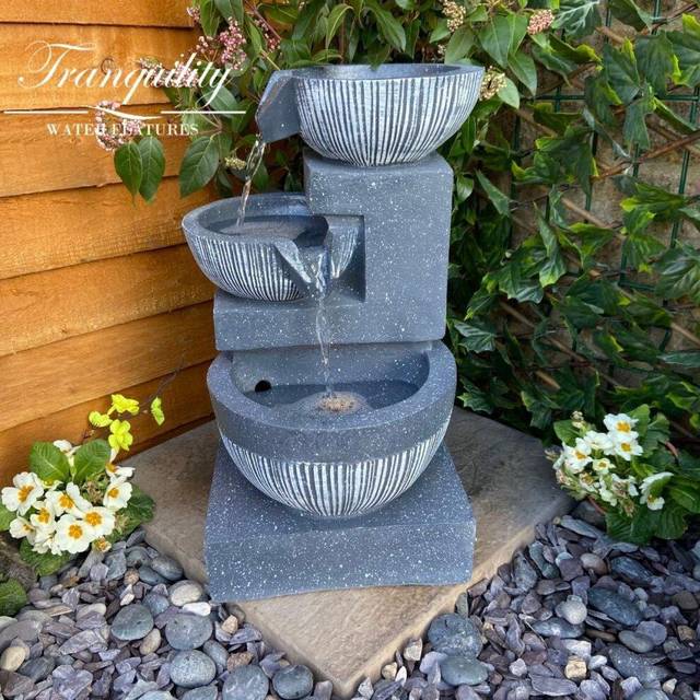 3 Bowl Pour Mains Powered Water Feature - Grey