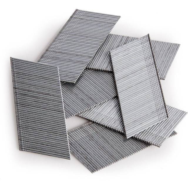 DeWalt Angled 16 Gauge Finishing Brad Nails Stainless Steel 38mm Pack of 2500
