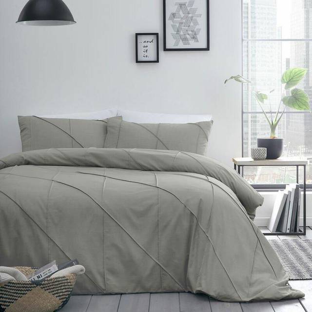 Serene Dart Duvet Cover Set - Grey - King