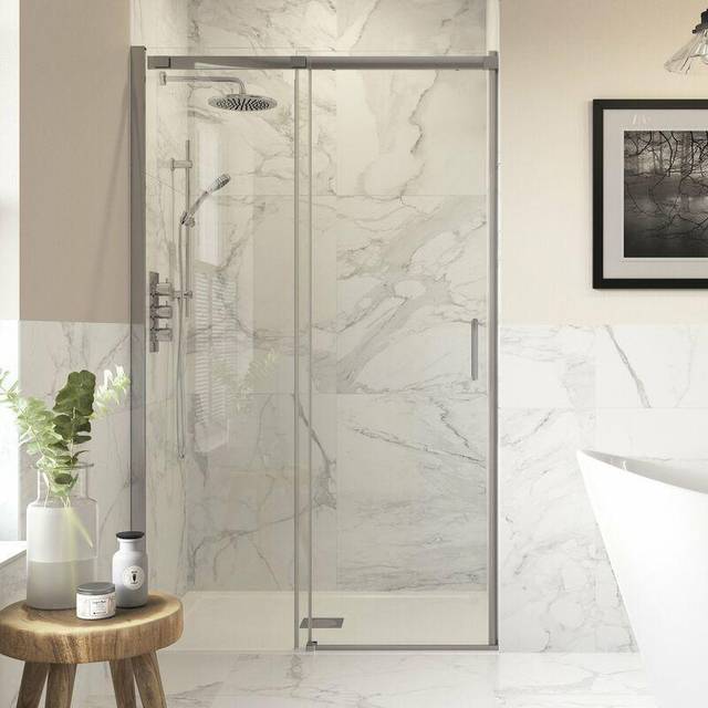 Showerzone 8 Semi-Framed Sliding Door 2000 x 1700 x 8mm Clear/Polished Silver