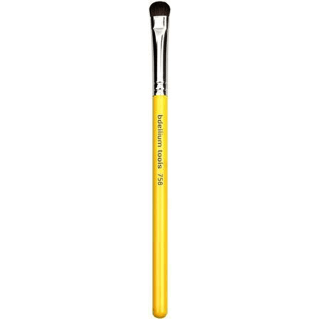 Bdellium Tools Professional Makeup Brush - Studio Series 758 Large Smudge - With All Soft Natural Fibers  For Smudging around Lash Line (Yellow  1pc)