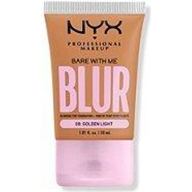 NYX Professional Makeup Mjukgörande foundation med medelhög täckning och matt finish, upp till 12 timmars vård och fukt, med niacinamider, bar med mig, färg: Gyllene ljus, 1 x 30 ml