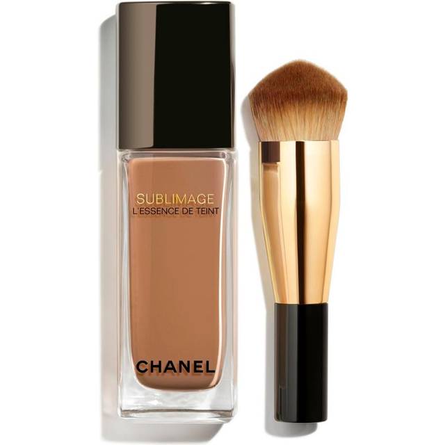 CHANEL Sublimage L'essence De Teint Ultimate Radiance-Generating Serum Foundation