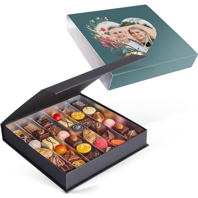 Personlig Presentask med lyxig choklad - Alla hjärtans dag - 36 bitar