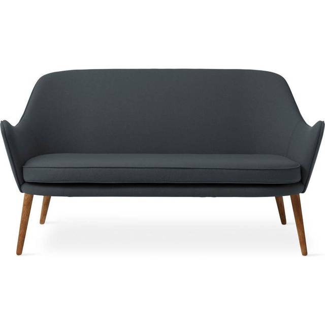 Warm Nordic Dwell sofa 2-seat sheepskin moonlight. leg in smoked oak