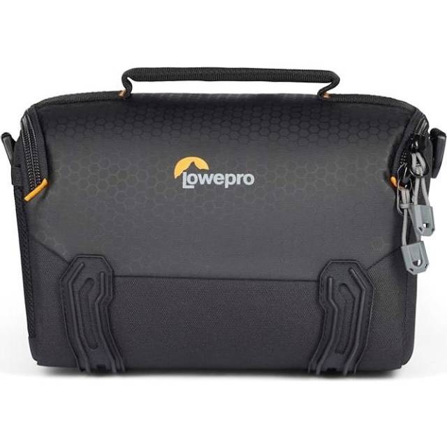 Lowepro Adventura SH 140 III Shoulder Bag - Black