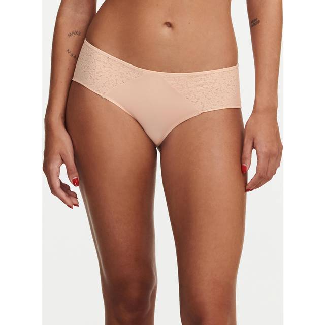Norah Mid Rise Full Brief - 01N Golden Beige - The Norah briefs from Femilet have been designed with comfort in mind. Spun from a soft, stretch-fused fabric, they sit mid-rise on the waist and boast flat edges and lace detailing.
