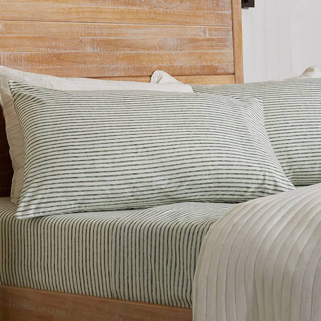 Great Bay Home 3-Piece Twin Size Stripe Microfiber Sheet Set | Ultra-Soft  Brushed Bedding Sheets & Pillowcases | Wrinkle Free  Comfortable  All-Seaso