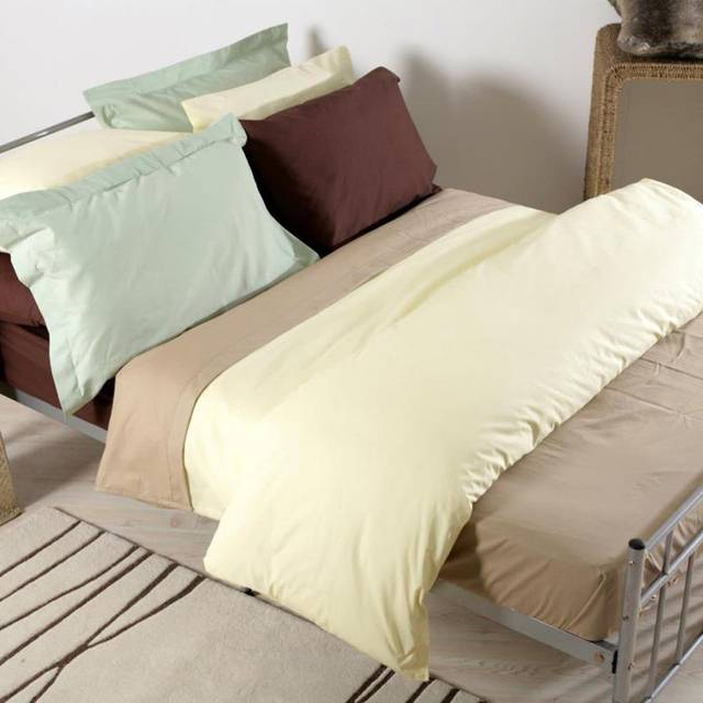 200 TC 50/50 Percale Polycotton Fitted Sheet - Navy (Super King (6&#39;))