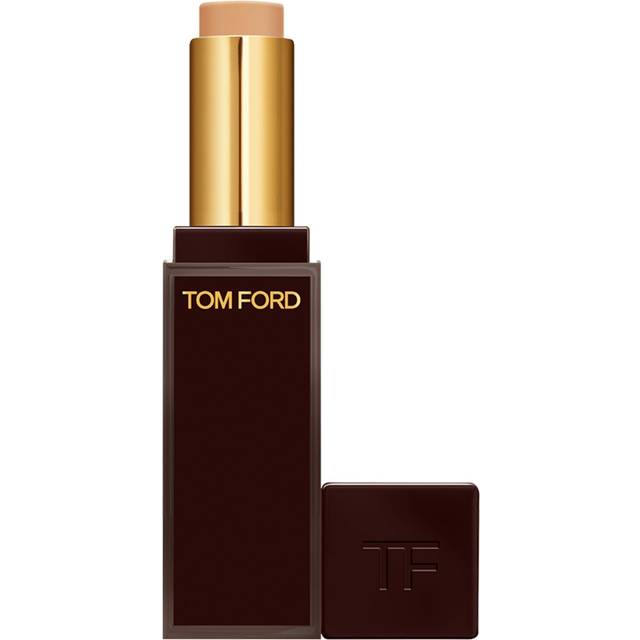 (5W0 Tan) Tom Ford Traceless Soft Matte Concealer  0.12oz/3.5g New With Box