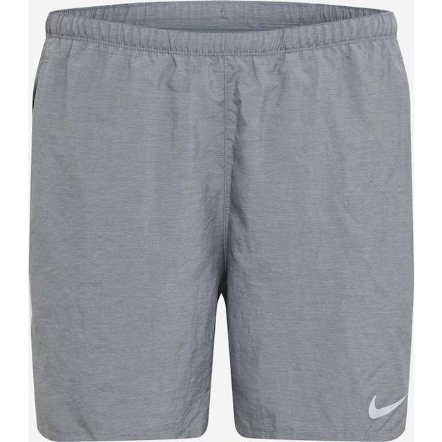 Nike Running – Challenger – Dri-FIT – Grå shorts med 2-i-1-design, 5 tum-Grå/a