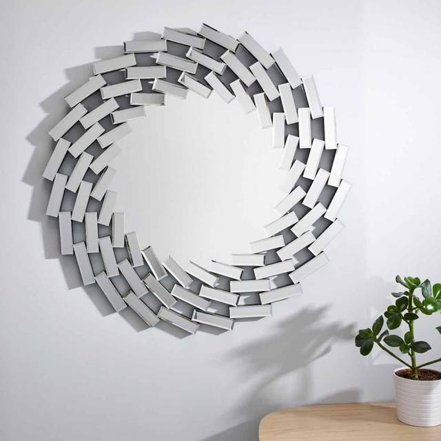 Furniturebox Helena Round Large Silver Wall Mirror 80 x 80cm