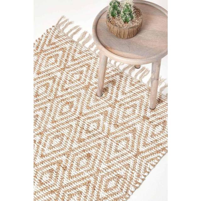 Homescapes Sierra Neutral Diamond Pattern Hemp Chindi Rug, 90 x 150 cm - Natural