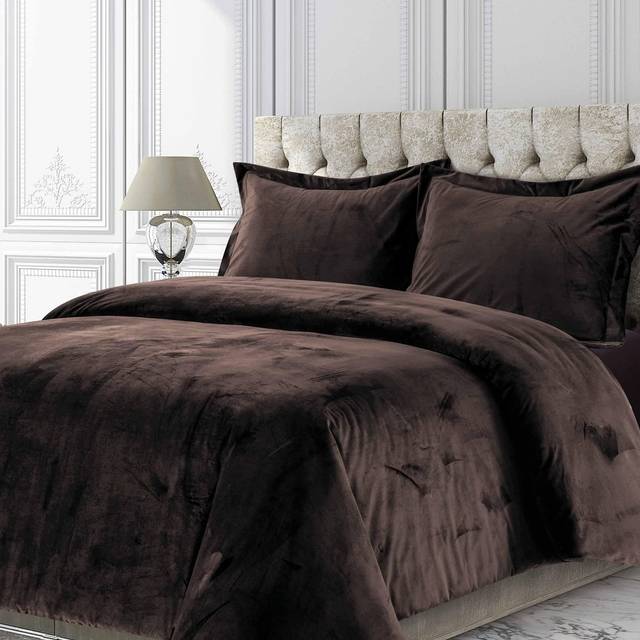 Tribeca Living Venice Velvet Oversized Duvet Set  Luxurious 3-Piece King Bedding  Super Soft Velvet with Hidden Button Closure  Chocolate