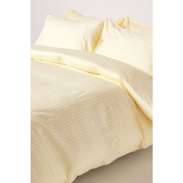 Homescapes Pastel Yellow Egyptian Cotton Duvet Cover and Pillowcases 330 TC, Double