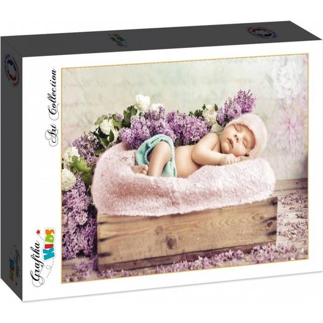 Konrad Bak: Baby sleeping in the Lilac