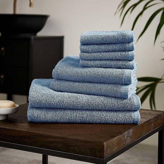 Catherine Lansfield Quick Dry 8 Piece Towel Bale - Blue