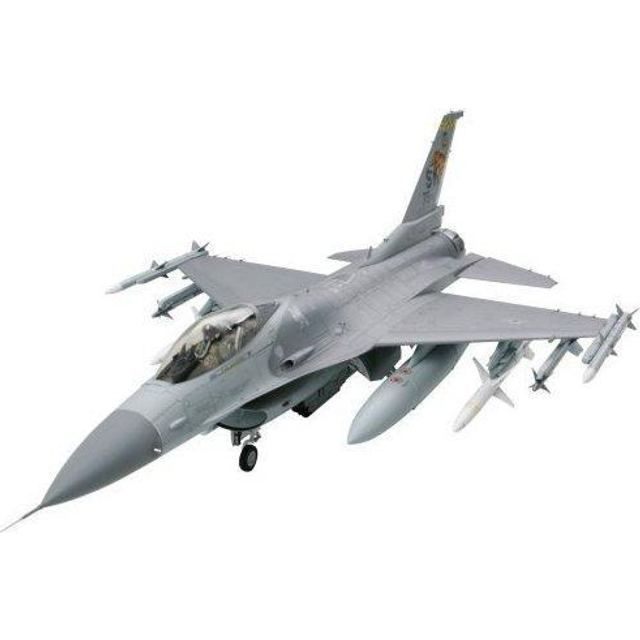 Lockheed F-16CJ Fighting Falcon - 1/32 Aircraft Model Kit - Tamiya 60315