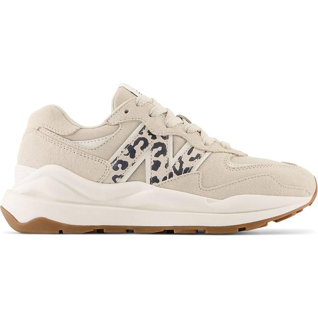 New Balance Women's 5740 in Grey/Black Suede/Mesh, size 3 Narrow
