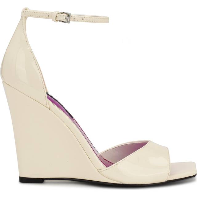 Nine West Women's HALLENA Wedge Sandal  Chic Cream 150  6