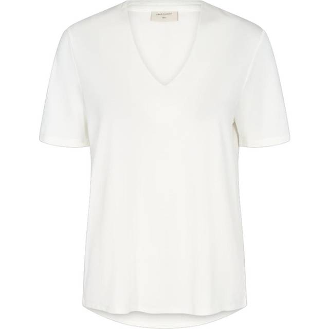 FREE/QUENT Blouse From Freequent In A Soft Material. The Blouse Has A Simple Silhouette Wit |Vit |S