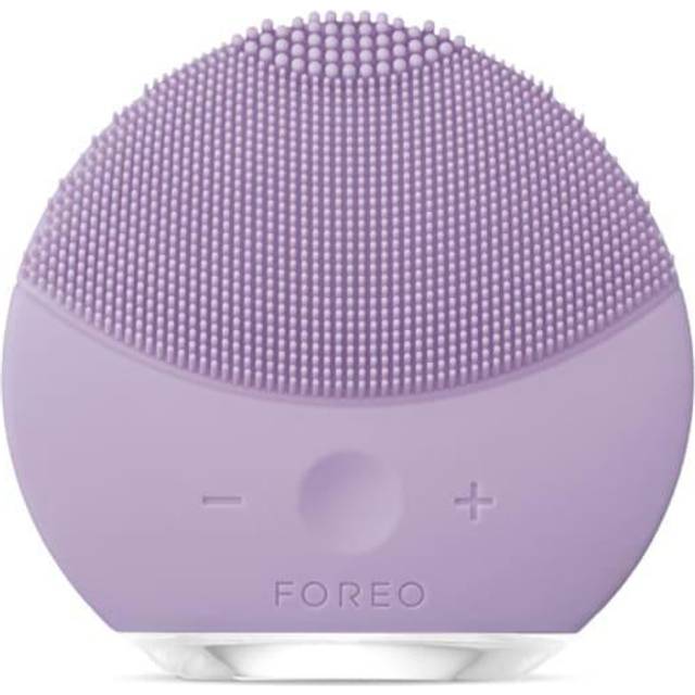 FOREO Luna Mini 2 Plus kompakt rengörings- och fastgörande ansiktsmassageenhet för alla hudtyper, förtrollad violett lavendel, F0806