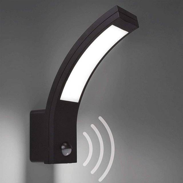 CGC Black Curved LED Motion Sensor Outdoor Wall Light PIR