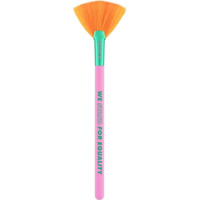 Catrice Tilbehør Brushes C01 We Stand for Equality Highlighter Brush 1 Stk
