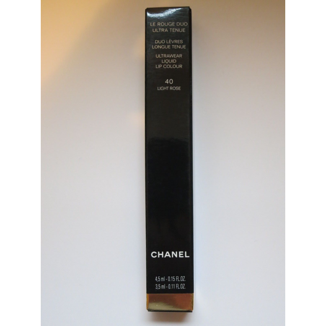 CHANEL Le Rouge Duo Ultra Tenue Ultra Wear Liquid Lip Colour