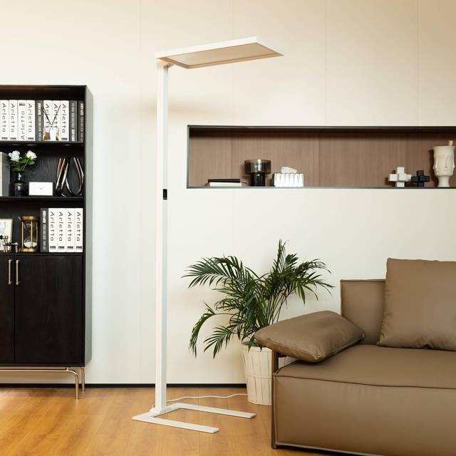 Arcchio - Nelus LED Floor Lamp w/Sensor White