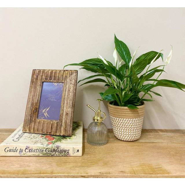 4X6in Ribbed Wooden Photo Frame