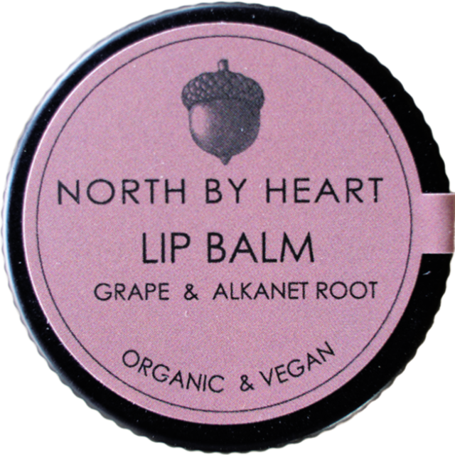 North By Heart Læbepomade - Grape og Alkanetrod