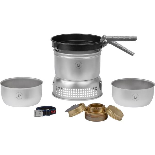 Spritkök Trangia 25 Large, 1000 W + 2 kittlar i DS / Duossal 2.0-laminat + 1 stekpanna i NS / Non Stick-teflon + vindskydd i UL / UltraLight-aluminium + griptång + rem, Utan bränsle