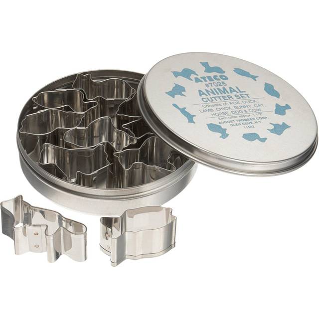 Ateco Plain Edge Animal Cutters in Assorted Animal Shapes  Stainless Steel  10 Pc Set