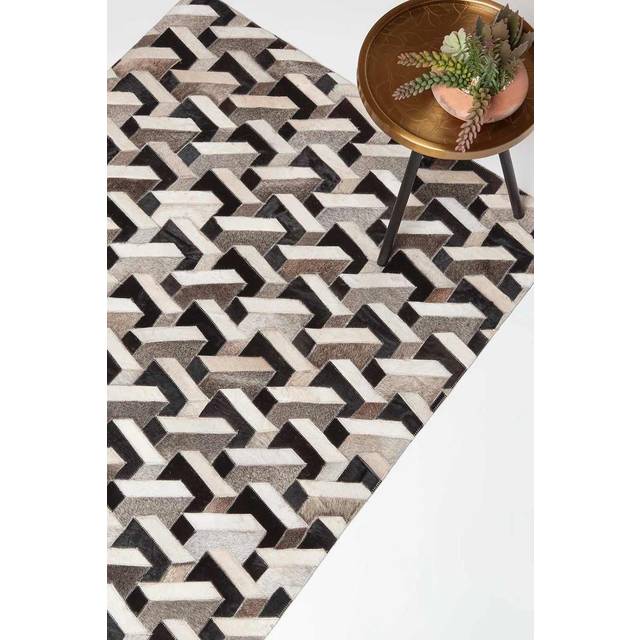 Homescapes Grey & Black Leather Rug 90 x 150 cm Geometric Design - Brown