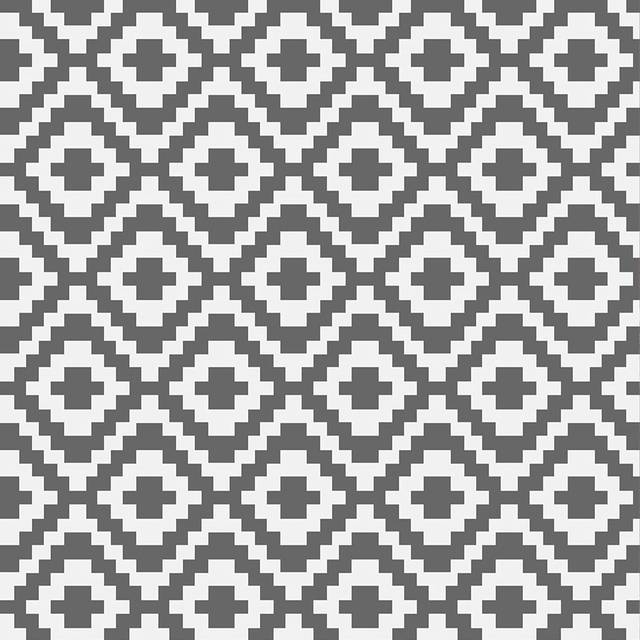 Grey & White Geometric Outdoor Rug - 3 Sizes! | Wowcher