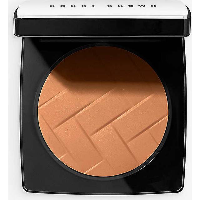 Bobbi Brown Vitamin Enriched Pressed Powder, Golden