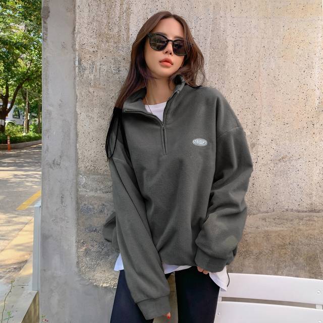 DAZY Patched Detail Drawstring Hem Drop Shoulder Fleece Pullover
